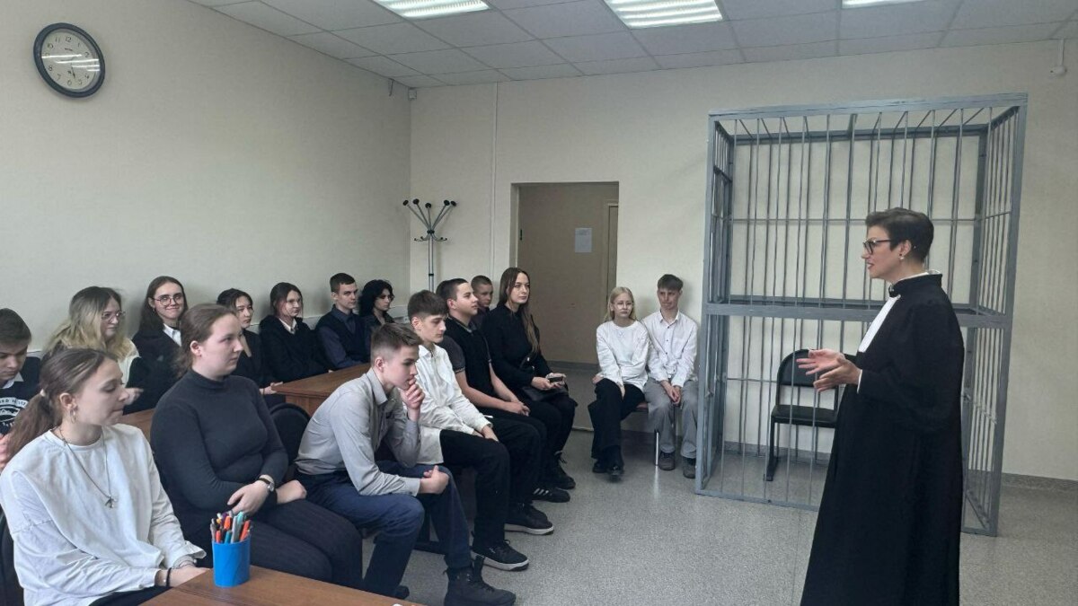 Школьники Петропавловска познакомились с работой мировых судей
